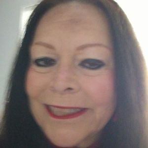 Meet your Posher, Janet